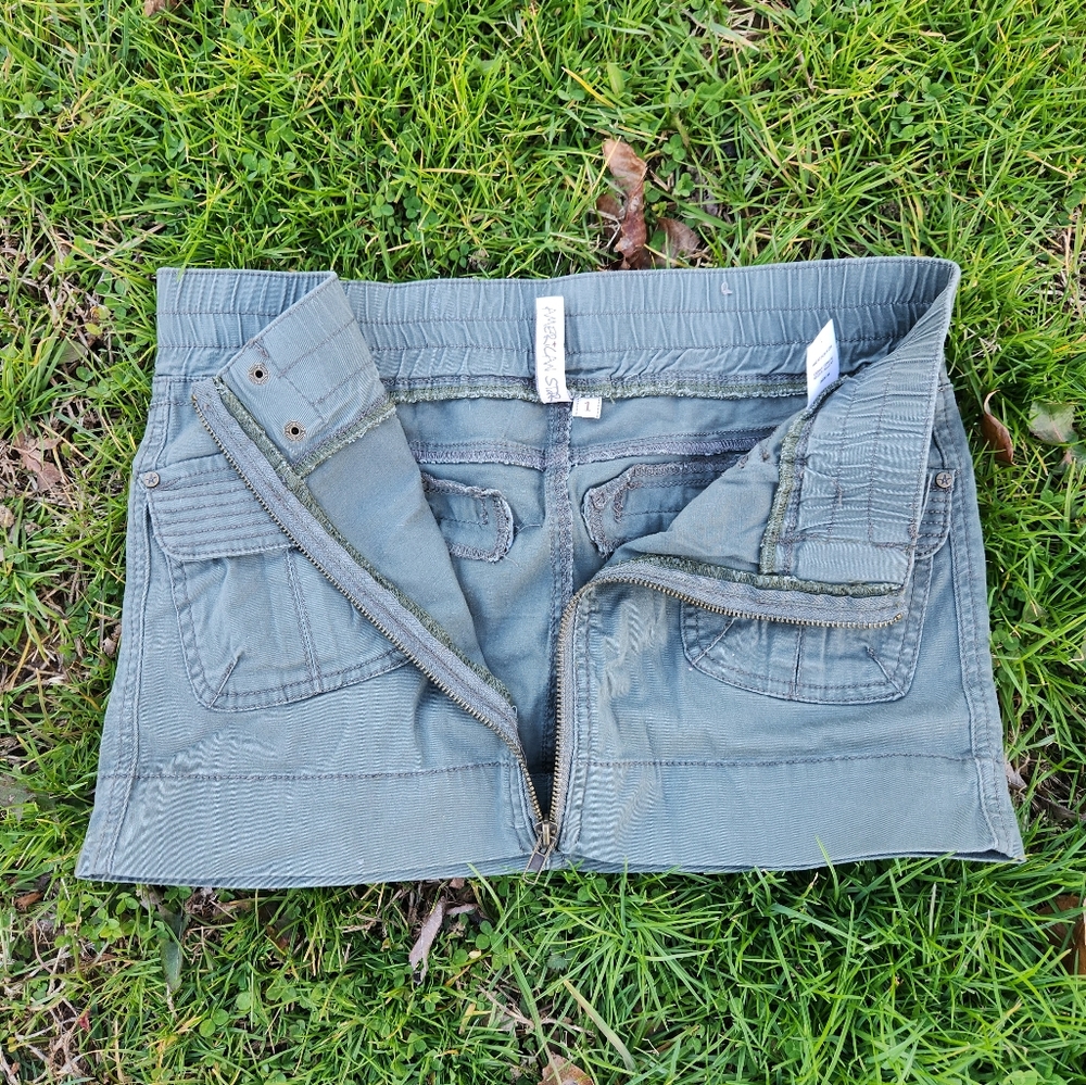 Cargo mini skirt - Picture 2 of 4